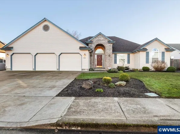 1186 Glazemeadow St NE, Keizer, OR 97303