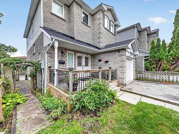3rd image of 17 Whittington Ct