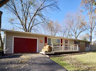 7306 Cass St, Spring Grove, IL 60081