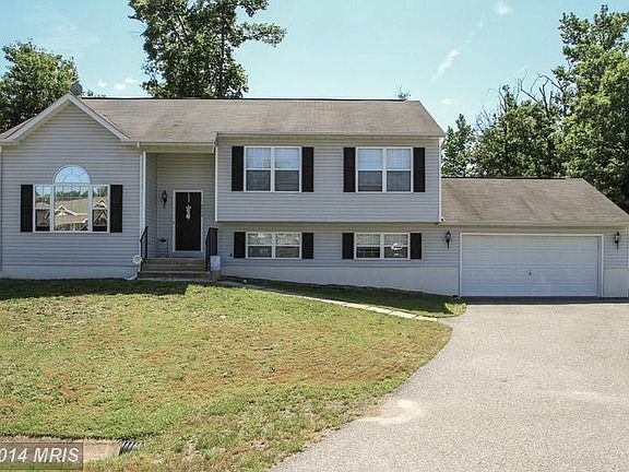 2nd image of 8712 Forest Glen Cir