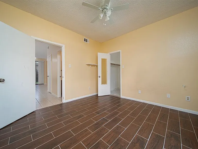 8293 Sands Point Dr #185 — Photo 4