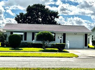 2020 SW Golf Ln, Boynton Beach, FL 33426