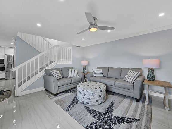 3rd image of 5256 Cedarbend Dr APT 4