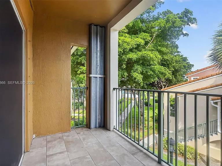 7808 Sonoma Springs Cir #304 — Photo 28