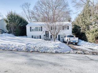 96 McDermott Ave, Willimantic, CT 06226