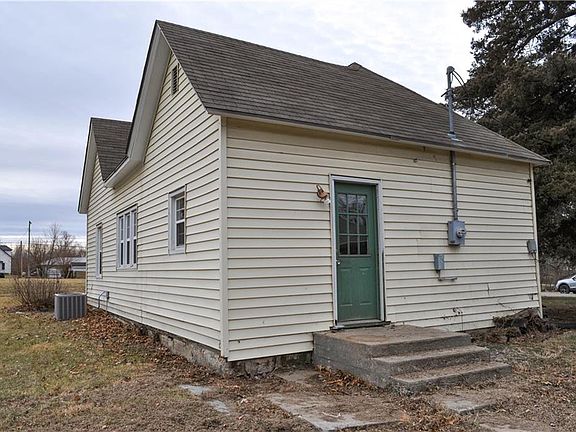 4th image of 314 W Vermont St