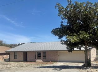 219 Wedgewood Ln, Kerrville, TX 78028