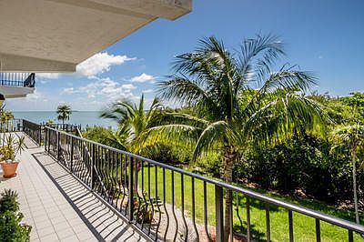 5th image of 12690 Overseas Hwy APT 42
