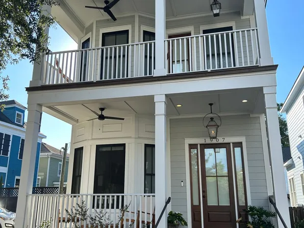 1907 Whitaker St, Savannah, GA 31401