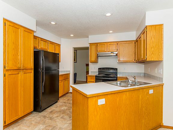 4th image of 16345 Sw Deline Ct.
