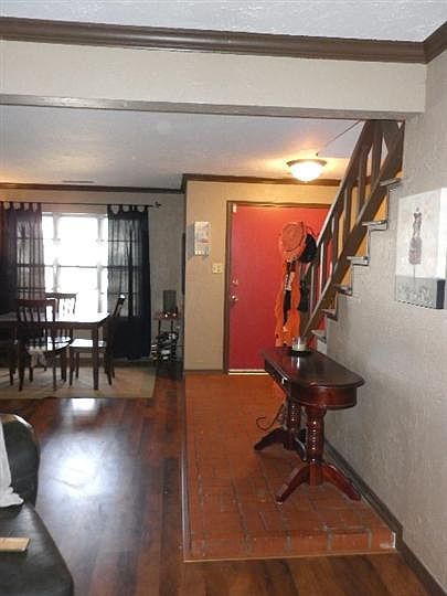 1st image of 620 Belle Air Ave