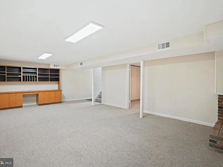 11118 Schuylkill Rd — Photo 12