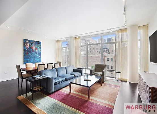 Sold by Warburg | media 4