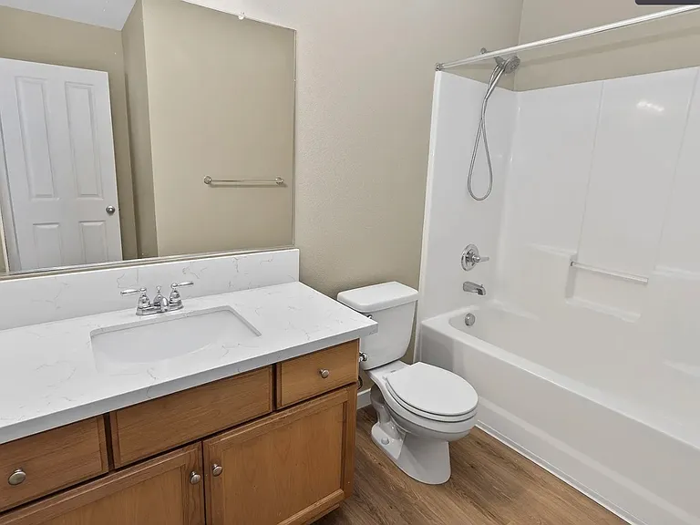 4581 SE Satinwood St — Photo 2
