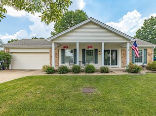 16526 Rain Forest Dr, Ballwin, MO