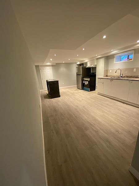 Kitchener Apartment for rent - 2 Bedrooms — photo 10