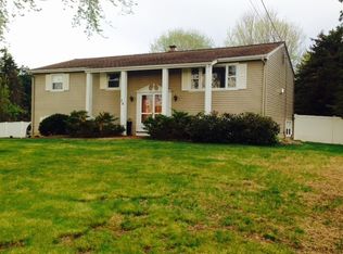 76 N Maple St, Hadley, MA 01035