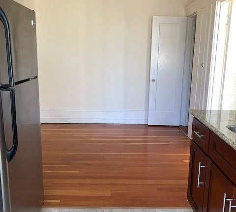 2nd image of 298 Texas St #6