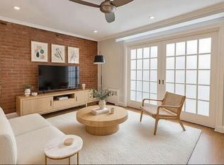 221 E 23rd St APT 4, New York, NY 10010