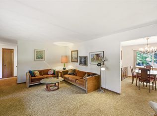 17 Soundview Dr, Northport, NY 11768