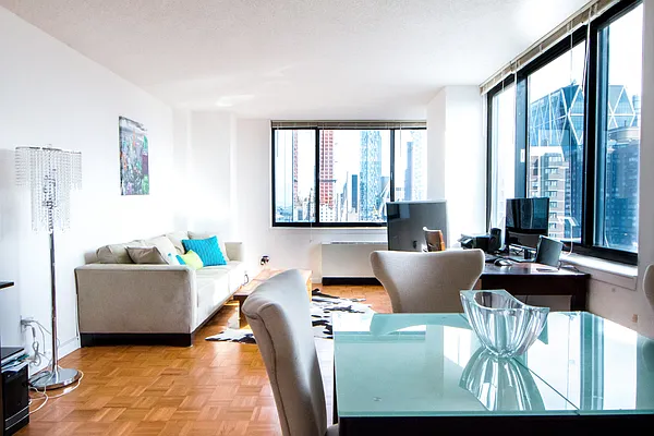 Rented by New York Residence | media 2