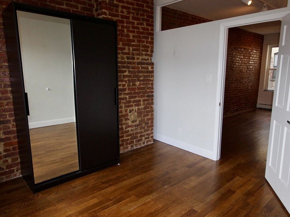 1st image of 405 Suydam St #3LEFT