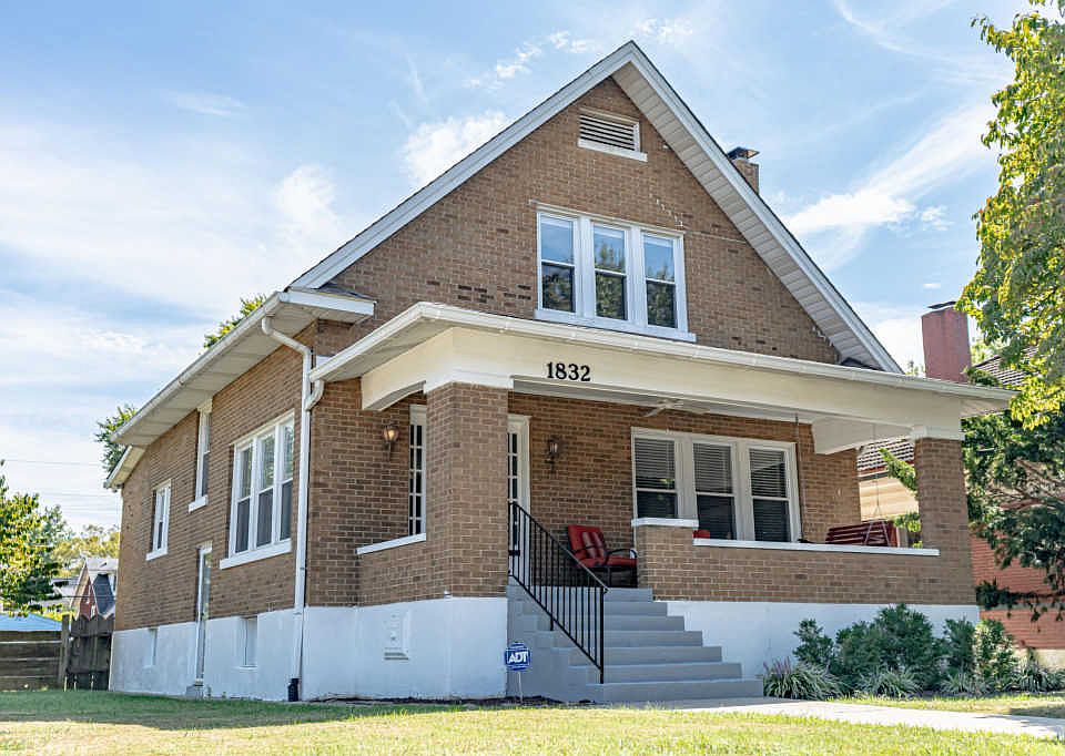 1st image of 1832 Alfresco Pl