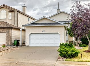 16419 89th St NW, Edmonton, AB T5Z 3S1