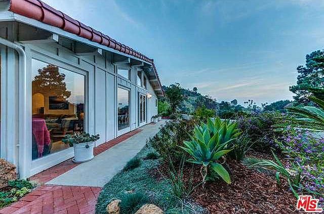 1st image of 1200 El Hito Cir