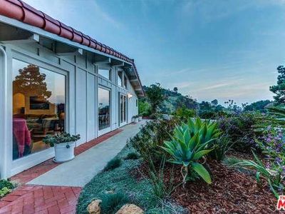 1200 El Hito Cir, Pacific Palisades, CA, 90272