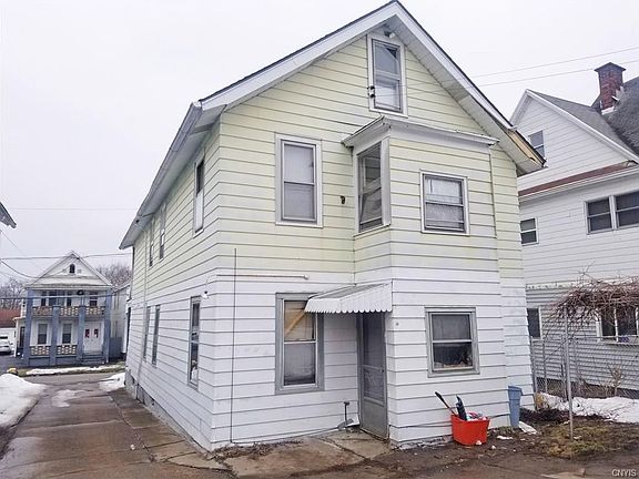 5th image of 740 Blandina St