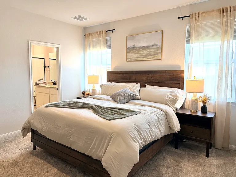 2401 Amara Levi Ln — Photo 6
