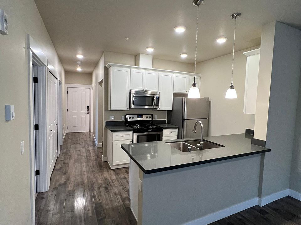 1st image of 223 N J St APT 109