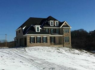 110 Kingston Ave, Cranberry Twp, PA 16066