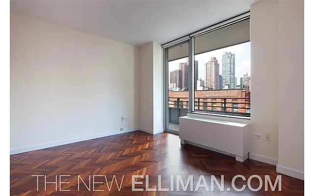 Rented by Douglas Elliman | media 27