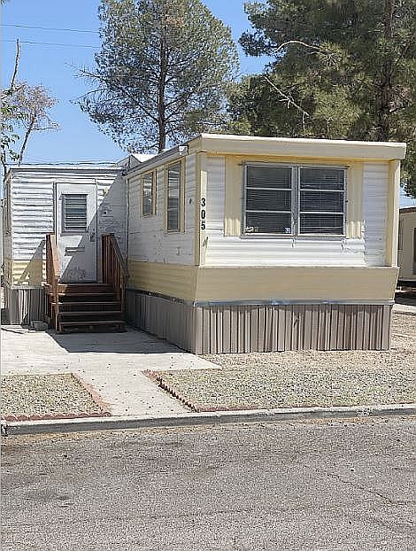 1st image of 1481 Palm St #305