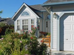 327 Sunchase Ct, Carson City, NV 89701
