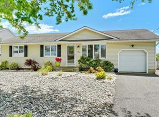 29 Kingston Ave, Toms River, NJ 08753