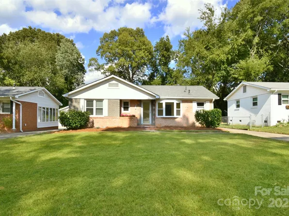 4109 Leeds Dr, Charlotte, NC 28205