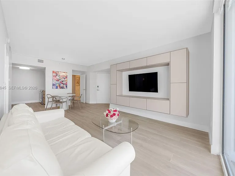 6365 Collins Ave #2804 — Photo 4