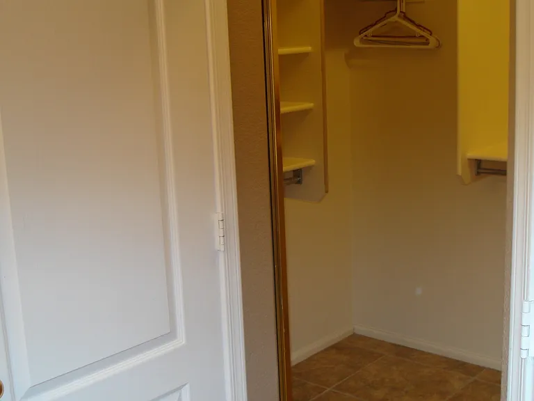 5346 N Ormondo Way — Photo 18