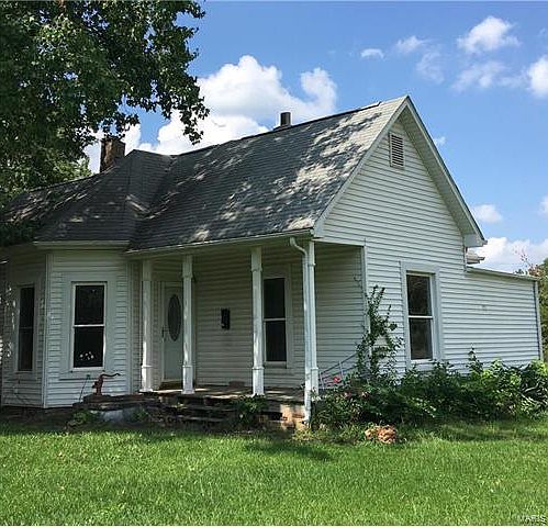 1st image of 604 W College Ave