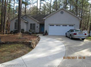 1455 Carolina Dr, Sanford, NC 27332