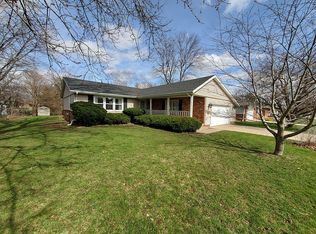 1208 Brentwood Rd, Morton, IL 61550