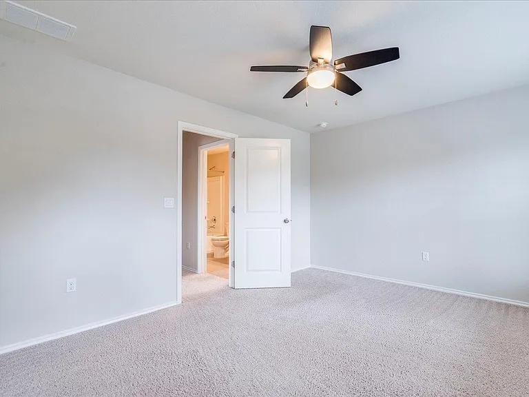 10515 Turnbull Loop — Photo 28