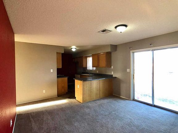 5th image of 8718 E 38th Pl