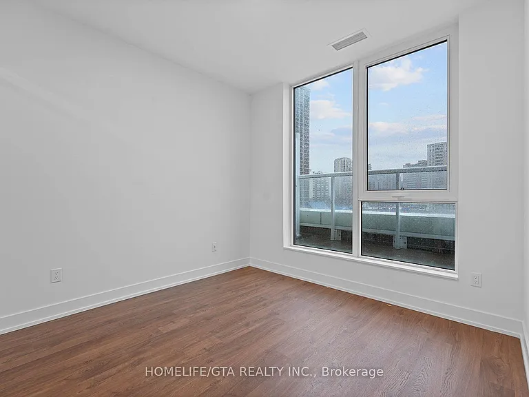 25 Cordova Ave #507 — Photo 13