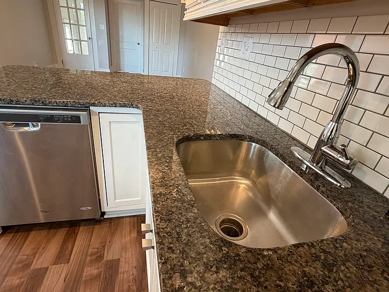 2748 Florian St — Photo 14