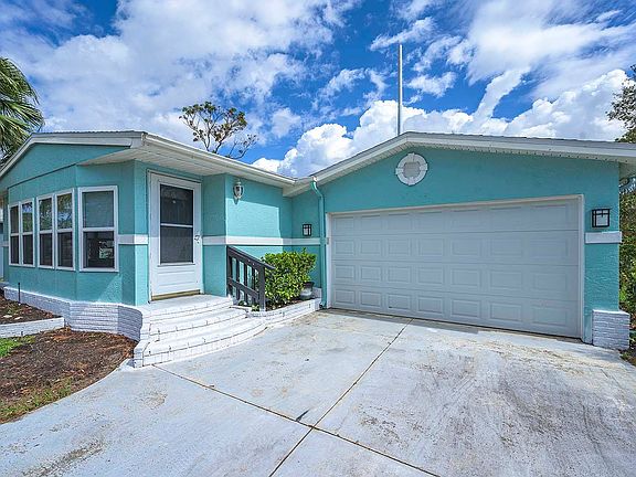 5th image of 181 Las Palmas Blvd