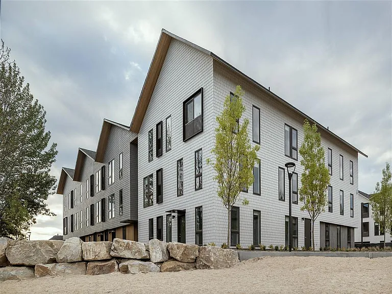 The Clara Apartments — Photo 21
